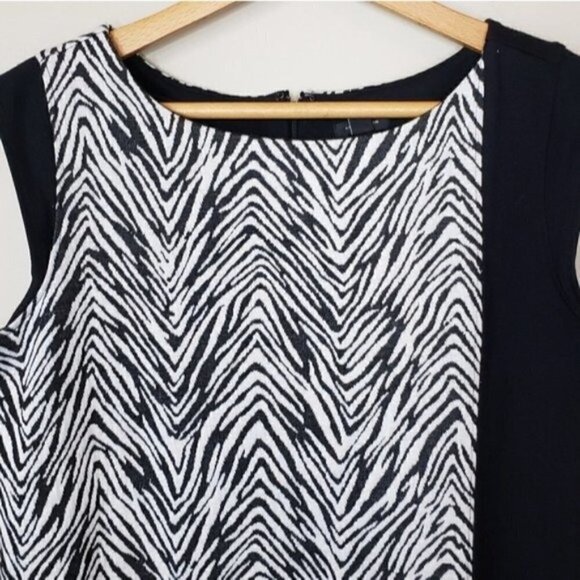 Ann Taylor | Mixed Animal Print Dress Size Small Tall ST - Picture 3 of 5